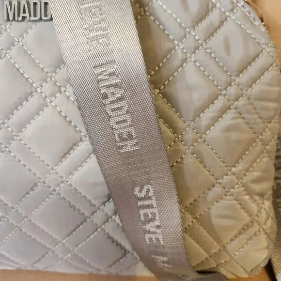 STEVE MADDEN Light Blue Tan Inside Quilted Crossbody Purse Adjustable Strap - Picture 3 of 10